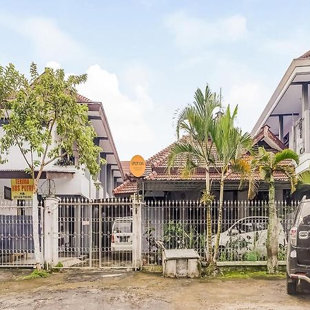 מאלאנג Spot On 90797 Sukun Syariah Homestay מראה חיצוני תמונה