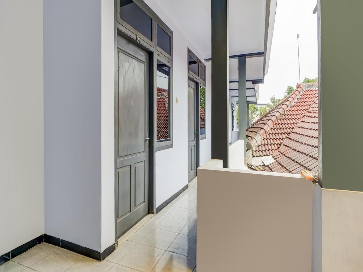 מאלאנג Spot On 90797 Sukun Syariah Homestay מראה חיצוני תמונה