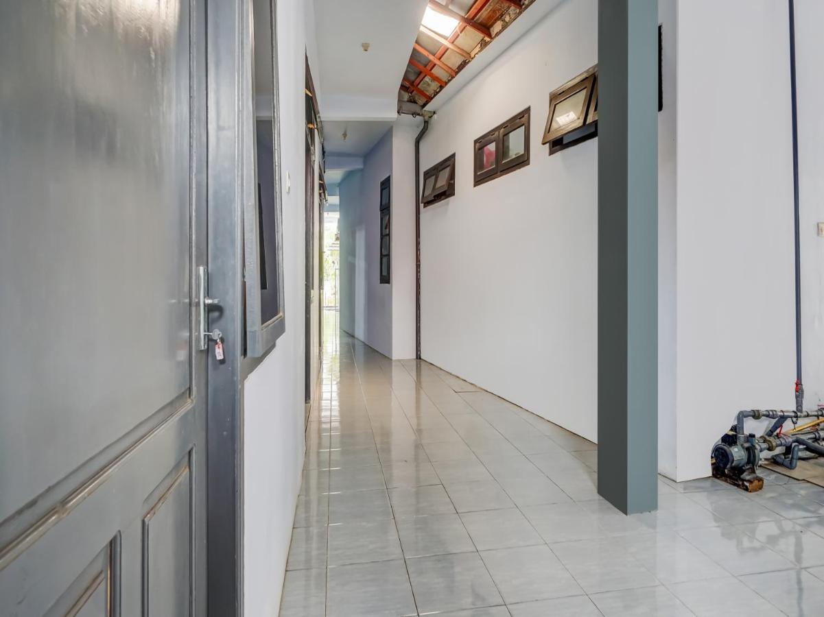 מאלאנג Spot On 90797 Sukun Syariah Homestay מראה חיצוני תמונה