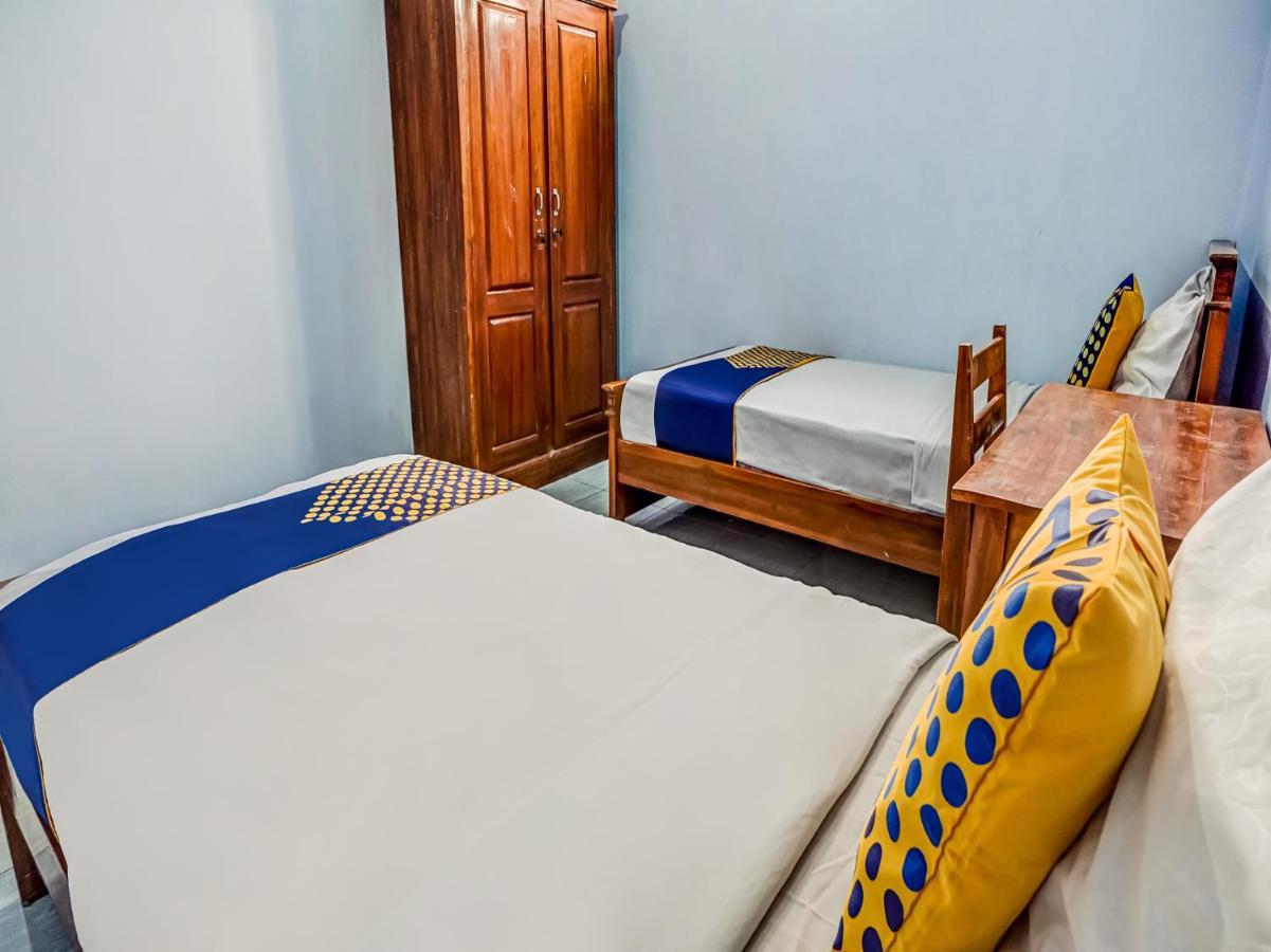מאלאנג Spot On 90797 Sukun Syariah Homestay מראה חיצוני תמונה