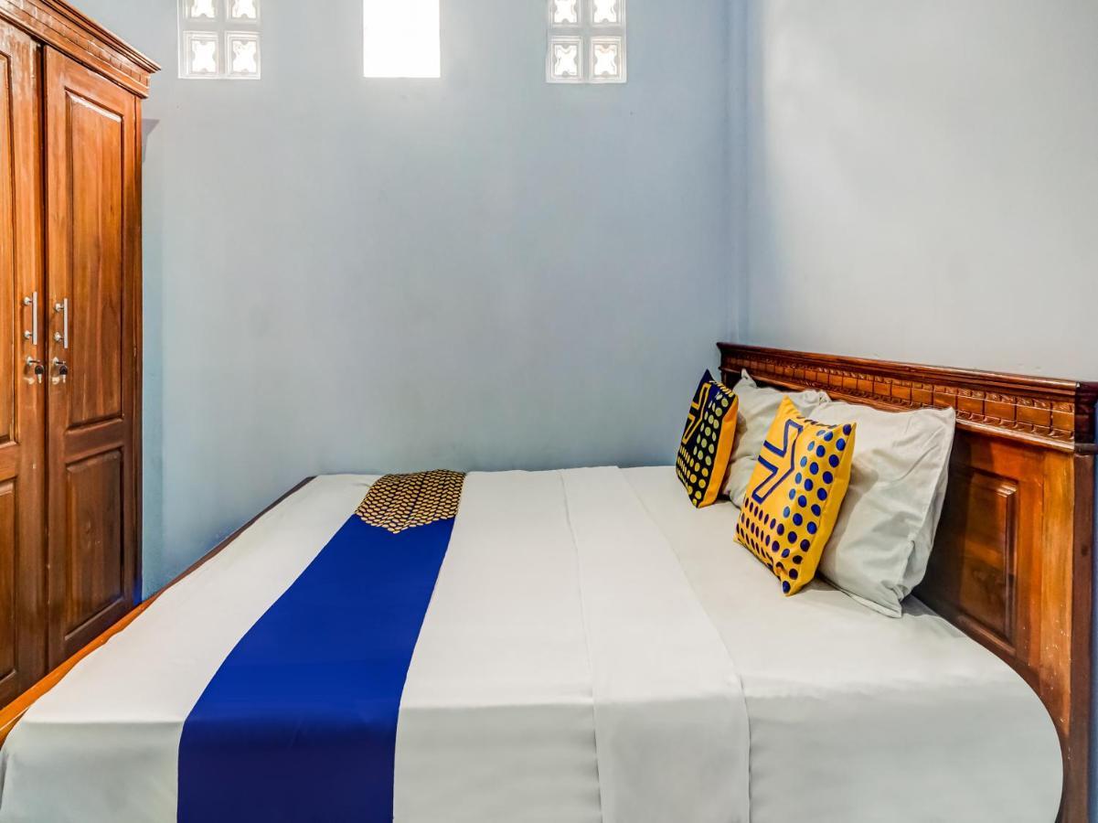 מאלאנג Spot On 90797 Sukun Syariah Homestay מראה חיצוני תמונה