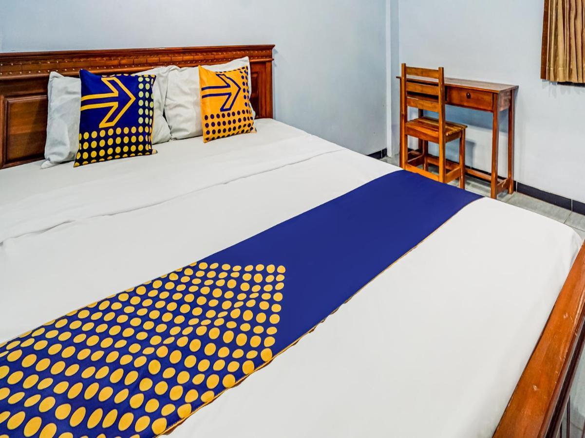 מאלאנג Spot On 90797 Sukun Syariah Homestay מראה חיצוני תמונה