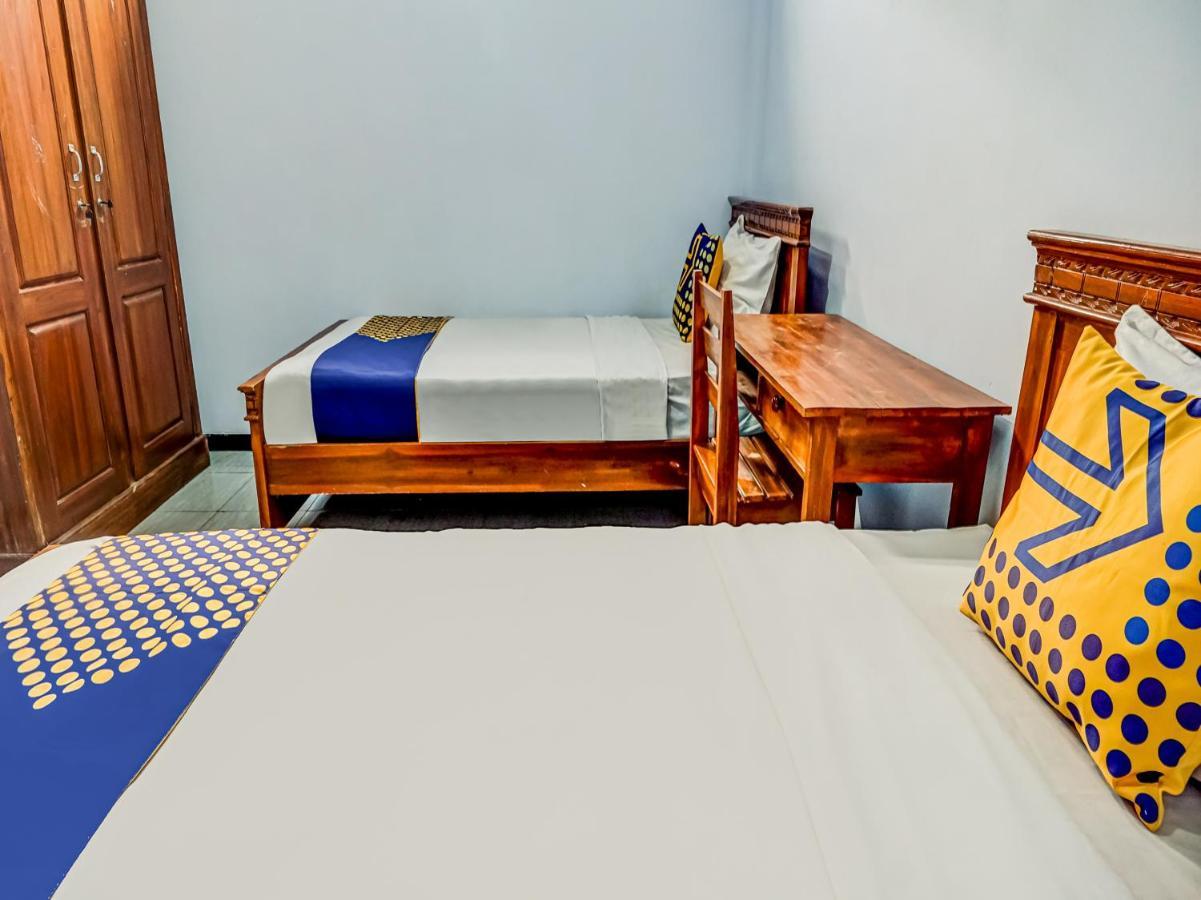 מאלאנג Spot On 90797 Sukun Syariah Homestay מראה חיצוני תמונה
